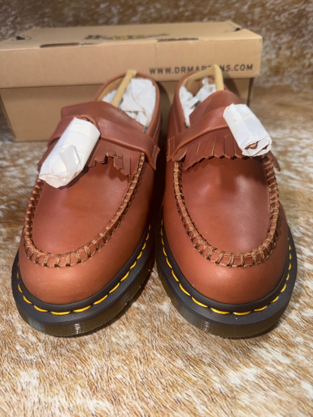 Dr. Martens Adrian YS Brown Leather Loafers- New- size 9 NIB Saddle Tan Color - Picture 2 of 13